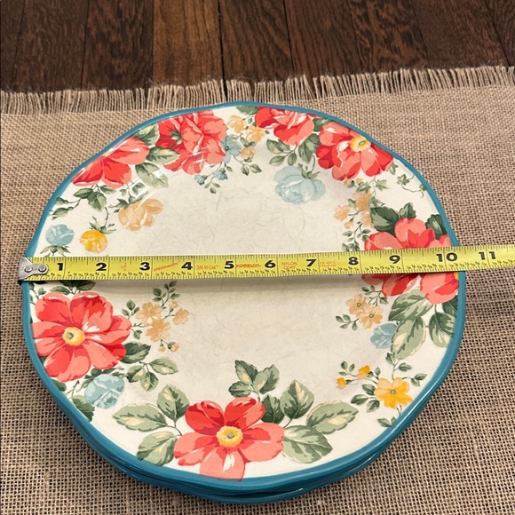 Pioneer Woman Vintage Floral 10“ Dinner Plates - Set of 4 - Picture 6 of 7